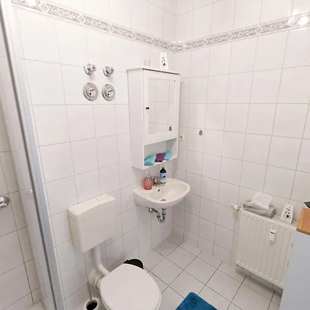 Uo - Urlaubsmagie - Helle Wohnung, Saunazugang زبنيتس